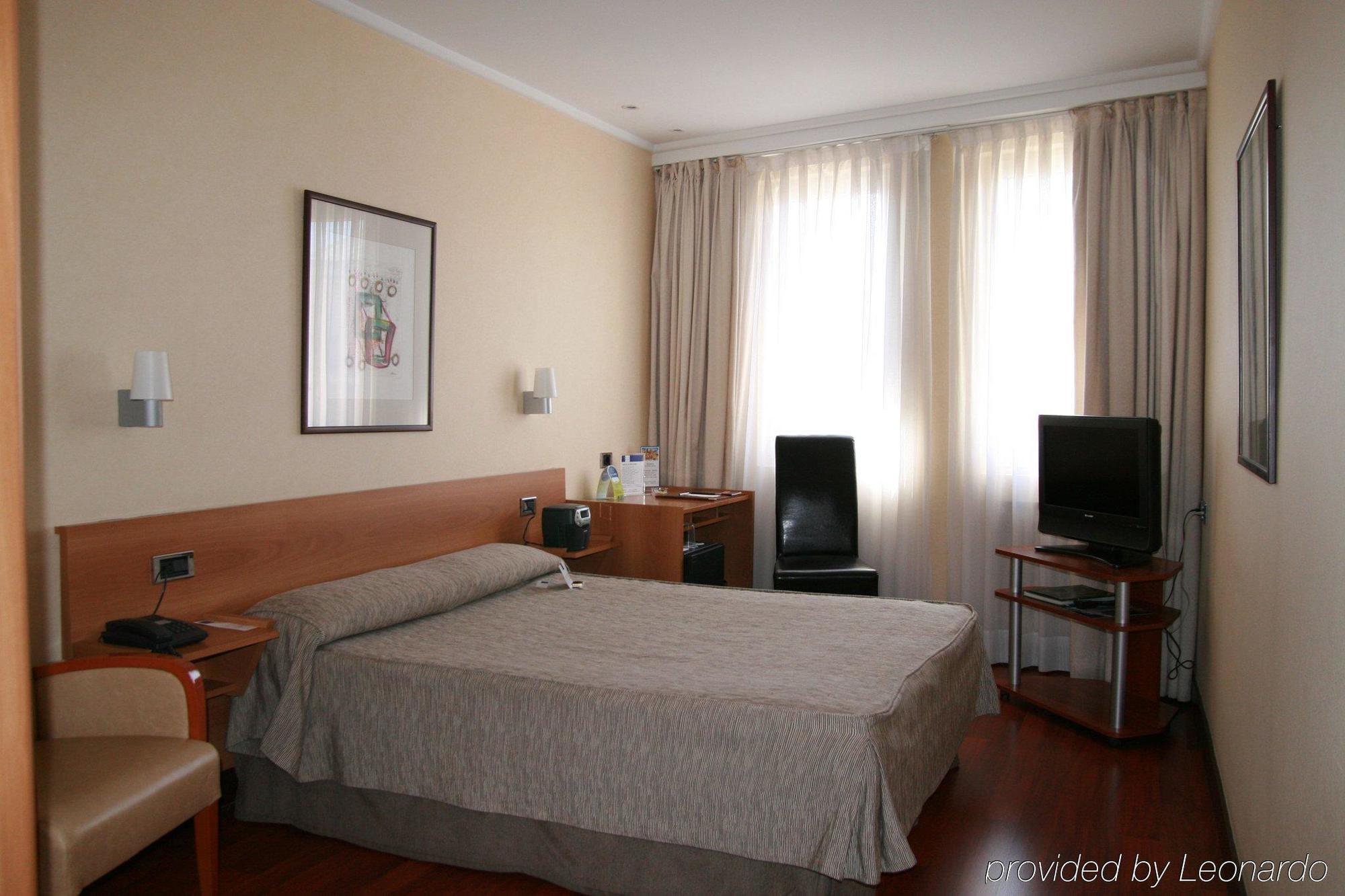 Hotel Yoldi Pamplona Cameră foto